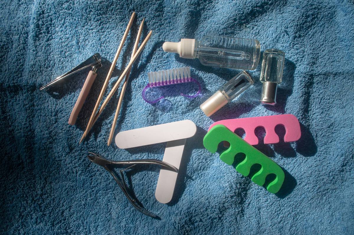 Easy Nail Stencil Kits: 7 Proven Tips to Avoid Painful Manicure Mistakes